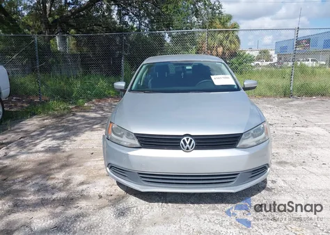 2012 Volkswagen Jetta 2.5L Se z USA, uszkodzony, nr VIN 3VWDX7AJ5CM423135